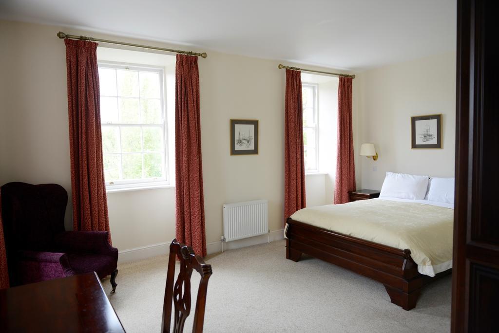 Ashbrook Arms Townhouse And Restaurant Otel Durrow Dış mekan fotoğraf